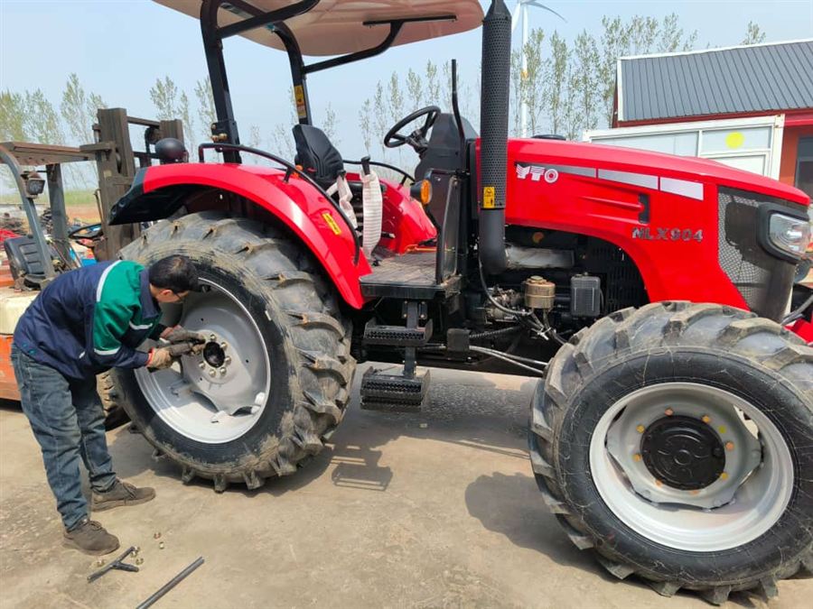 Tracteur YTO NLX904 — 90 CV